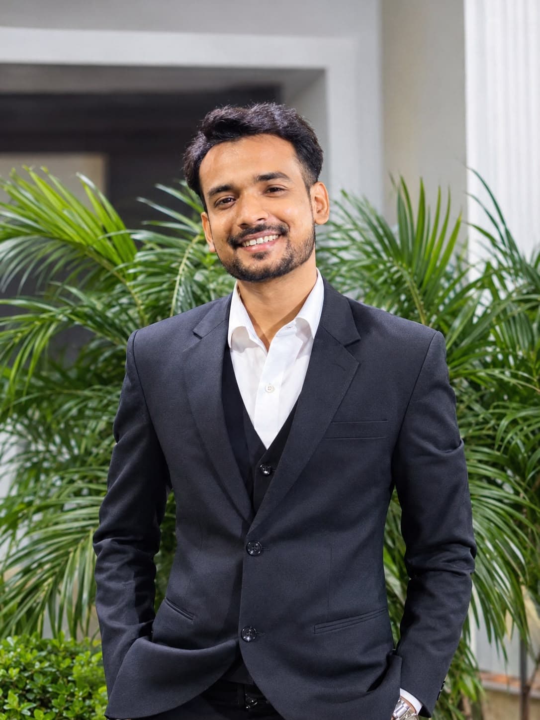 Portrait of Asad H., Head of Technology at Rapid Estimating